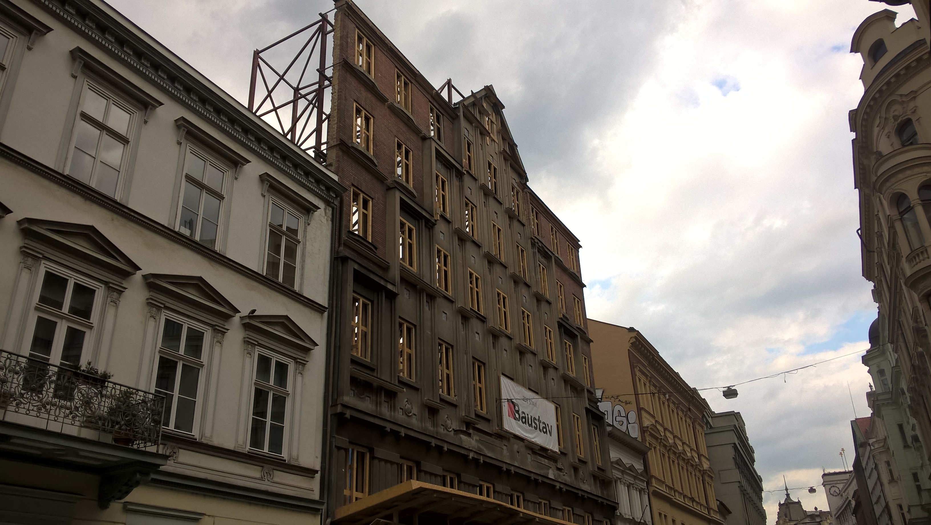 WP_20160413_16_37_13_Pro
